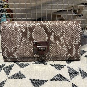 Michael kors snake wallet